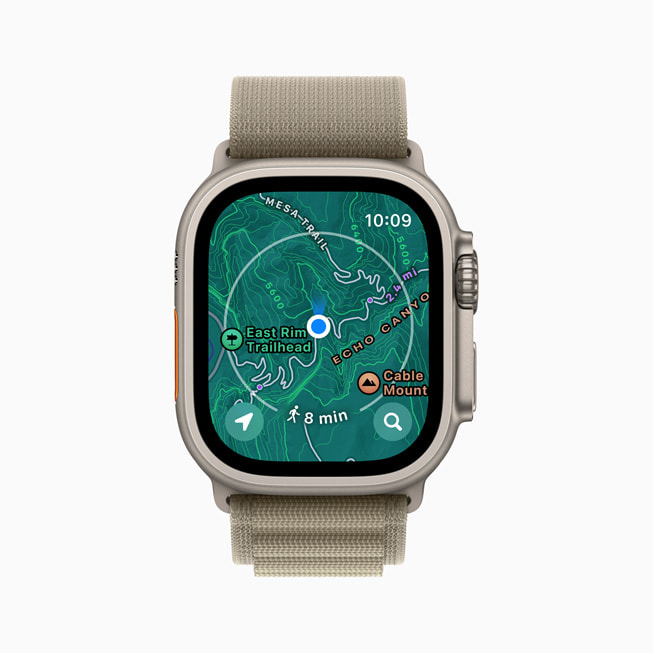 Apple Watch Ultra 2 mit topografischer Karte auf dem Display