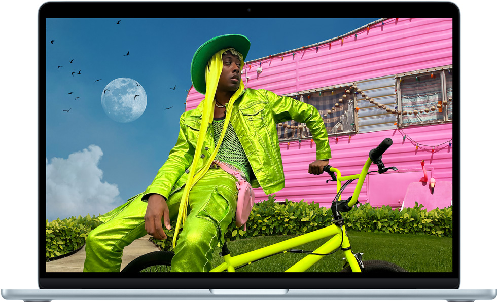 MacBook Air M4 Liquid Retina Display