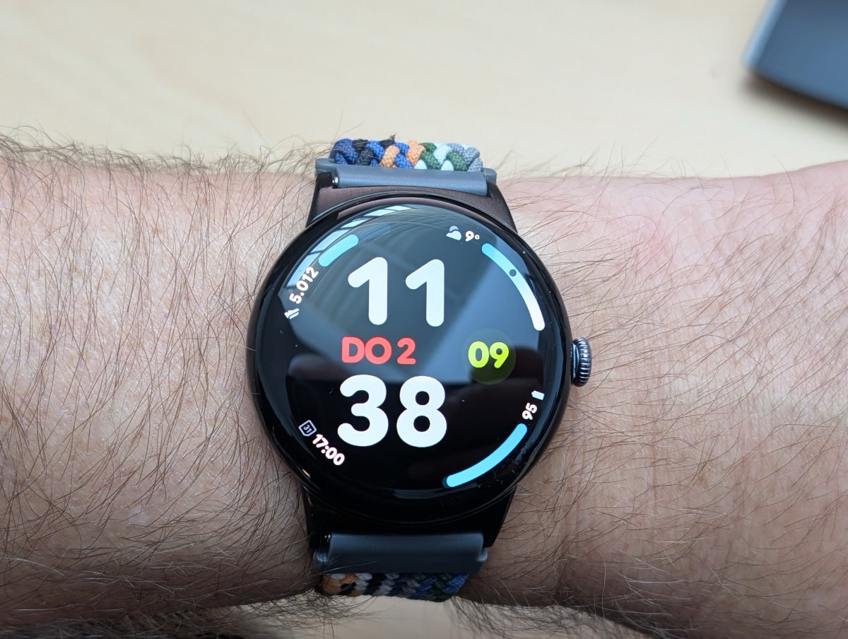Google Pixel Watch 4 Frontansicht